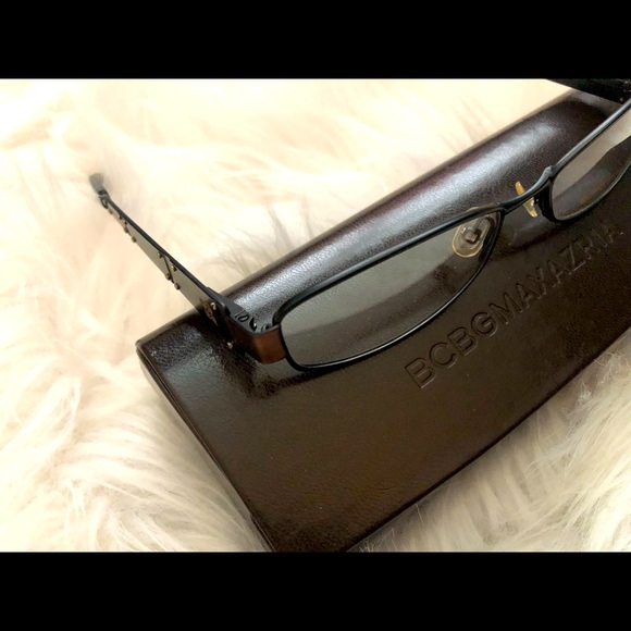 Bcbg 👓 Eyeglasses - Picture 3 of 6